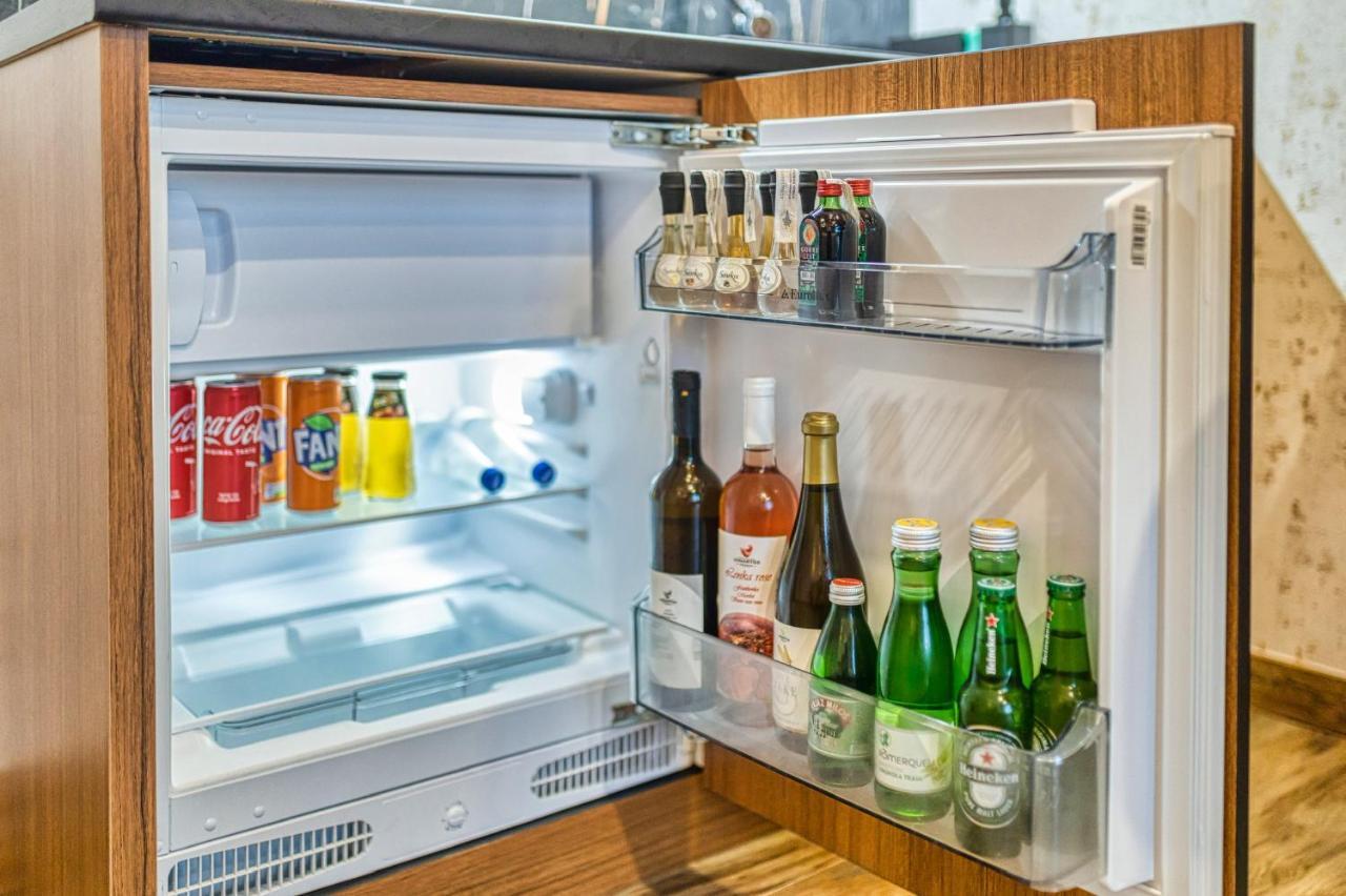 Apartmani Tiske Noci Bečej Eksteriør bilde